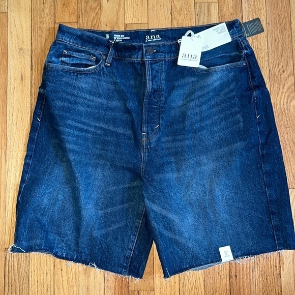 A.N.A. 90’s high rise 9”‎ Bermuda jean shorts NWT size 16 - Picture 2 of 5